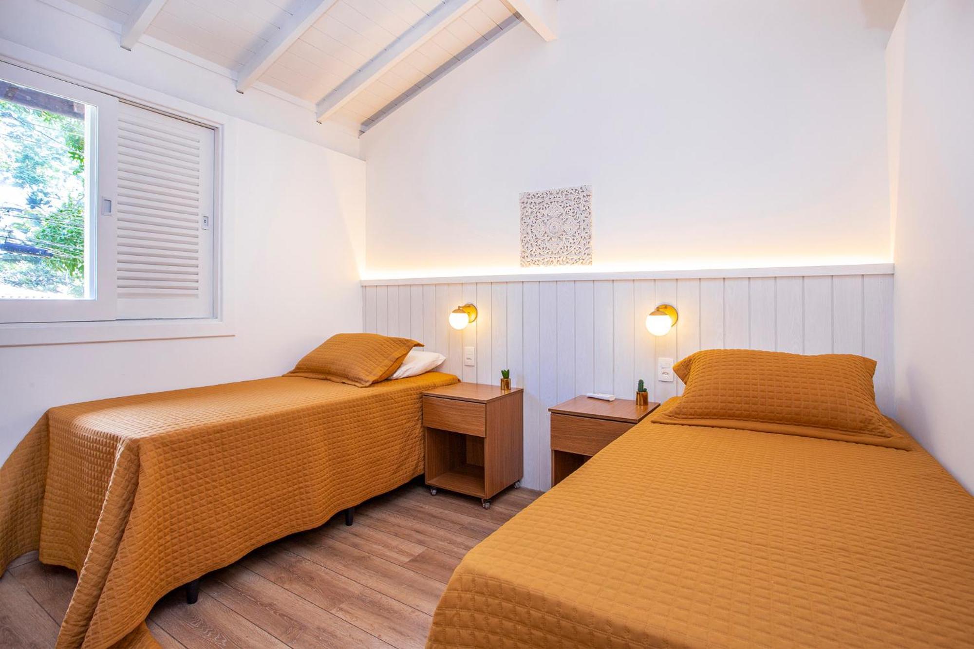 Casa Hotel Sahy บาร์ฮาโดซาอี ภายนอก รูปภาพ